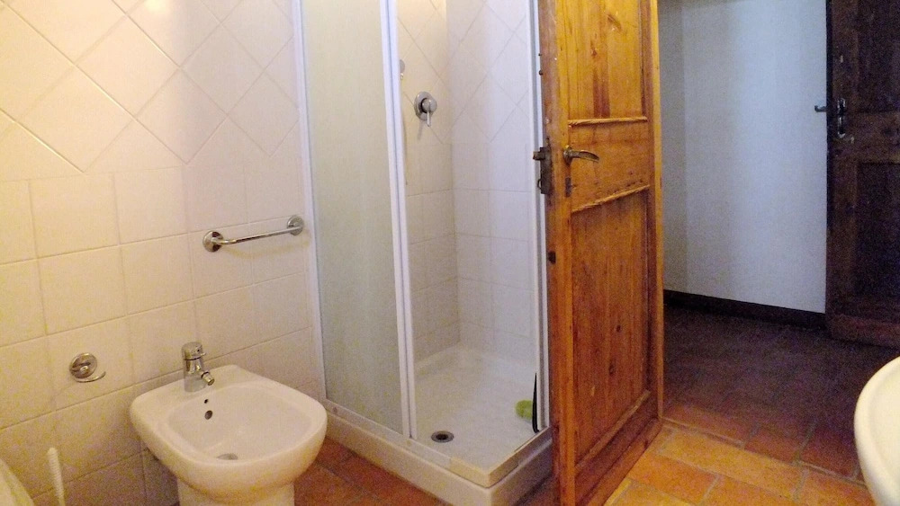 Mansion with 4 Bedrooms in Casenuove, with Wonderful Mountain View, Enclosed Garden And Wifi - 19 Km From the Beach
