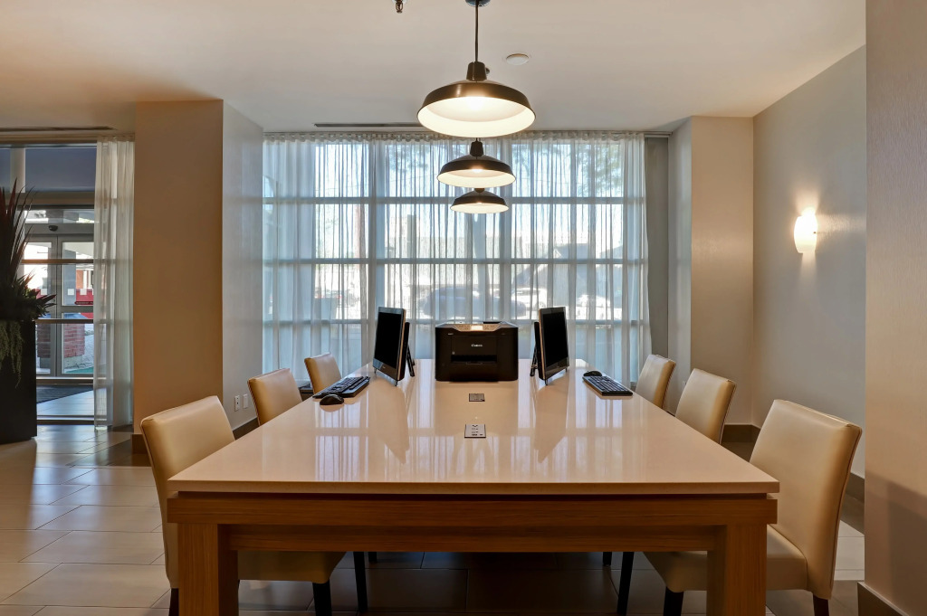 Holiday Inn - Ottawa Dwtn - Parliament Hill by IHG