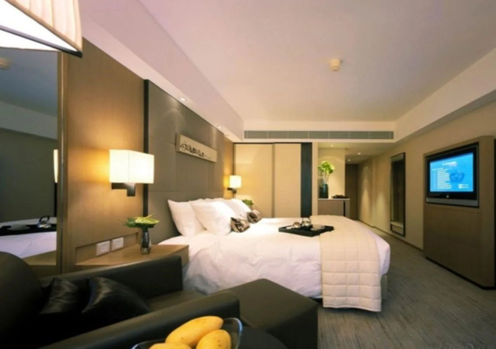 Han's Royal Garden Hotel