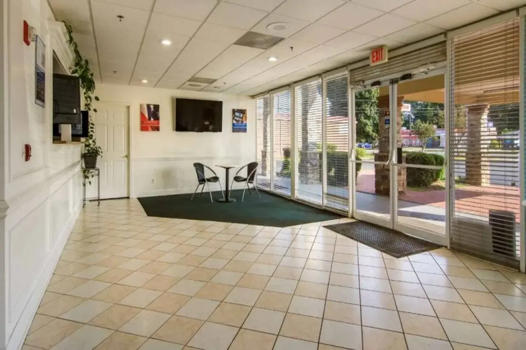 Motel 6-Warner Robins, GA