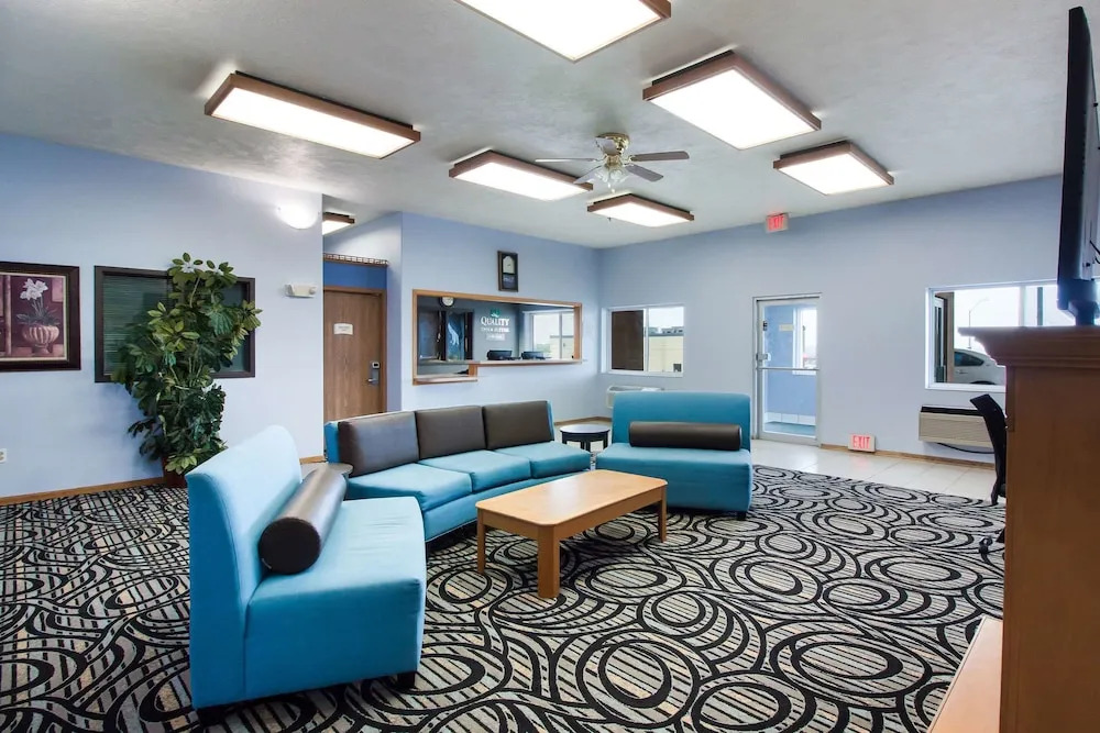Days Inn McCook
