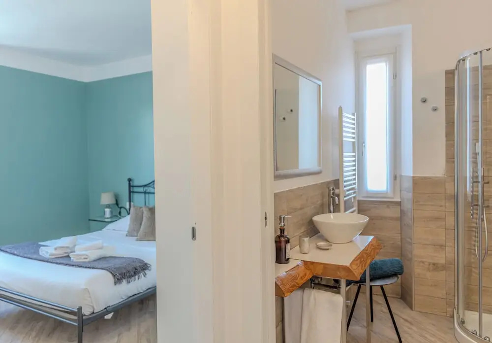 Diamond Apartments