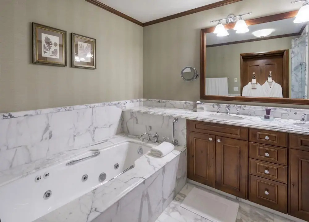 Aspen Ritz Carlton 3 bed 04