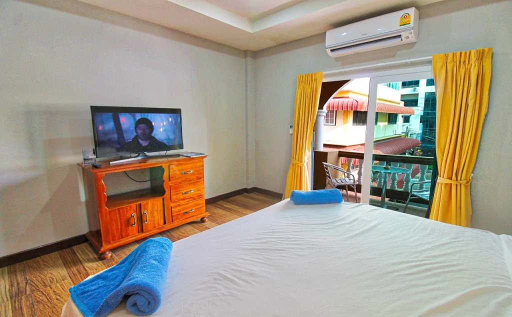 Jomtien Beach Pool House