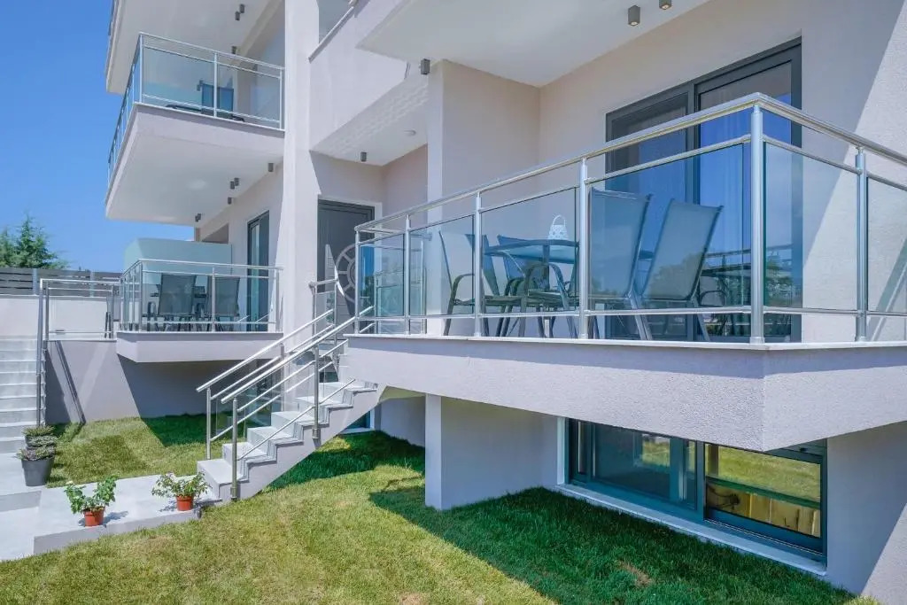 Eridon Suites