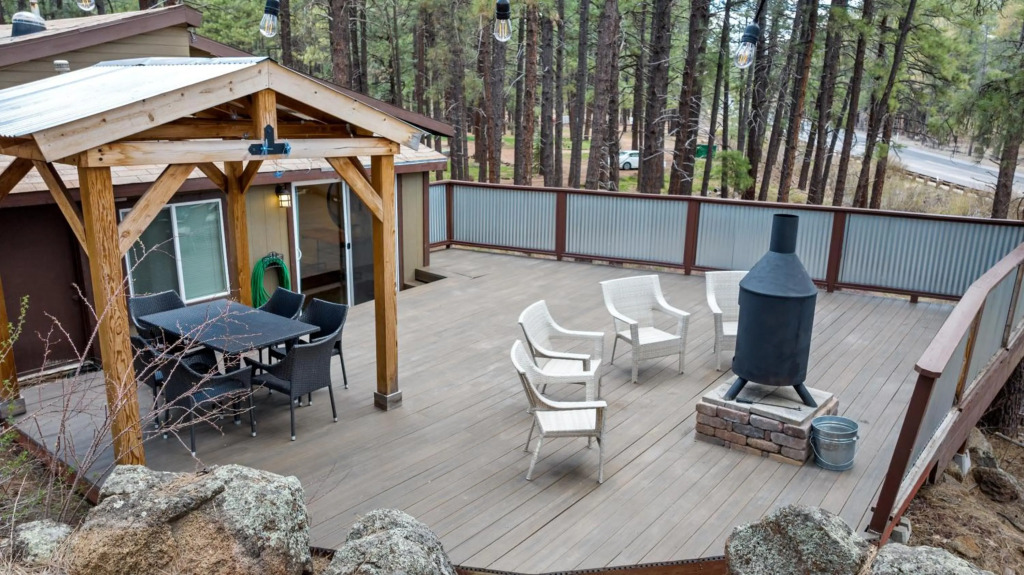 cozy cottage on hidden hollow