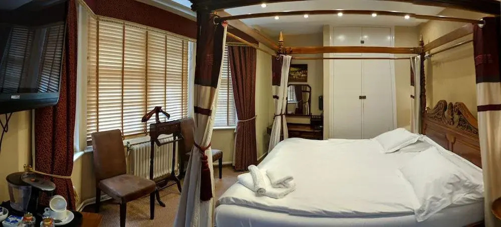 Charlotte House Hotel
