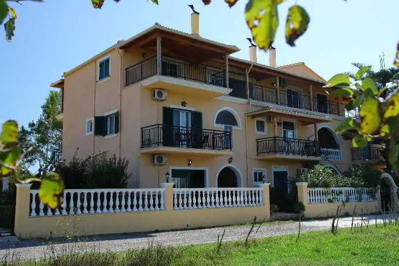 NEFELI House
