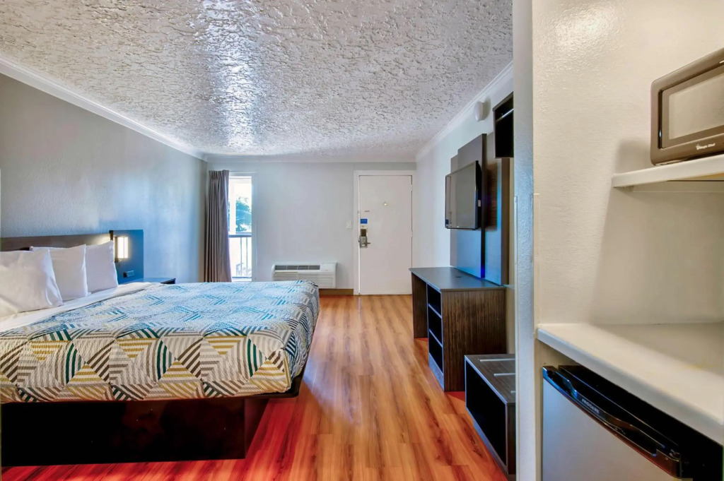 Motel 6-Fort Worth, TX - White Settlement