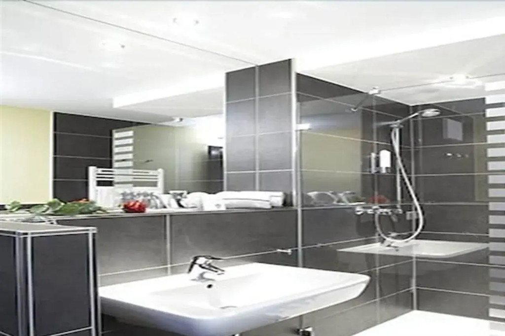Hotel Central Regensburg CityCentre, Sure Hotel Collection by Best Western