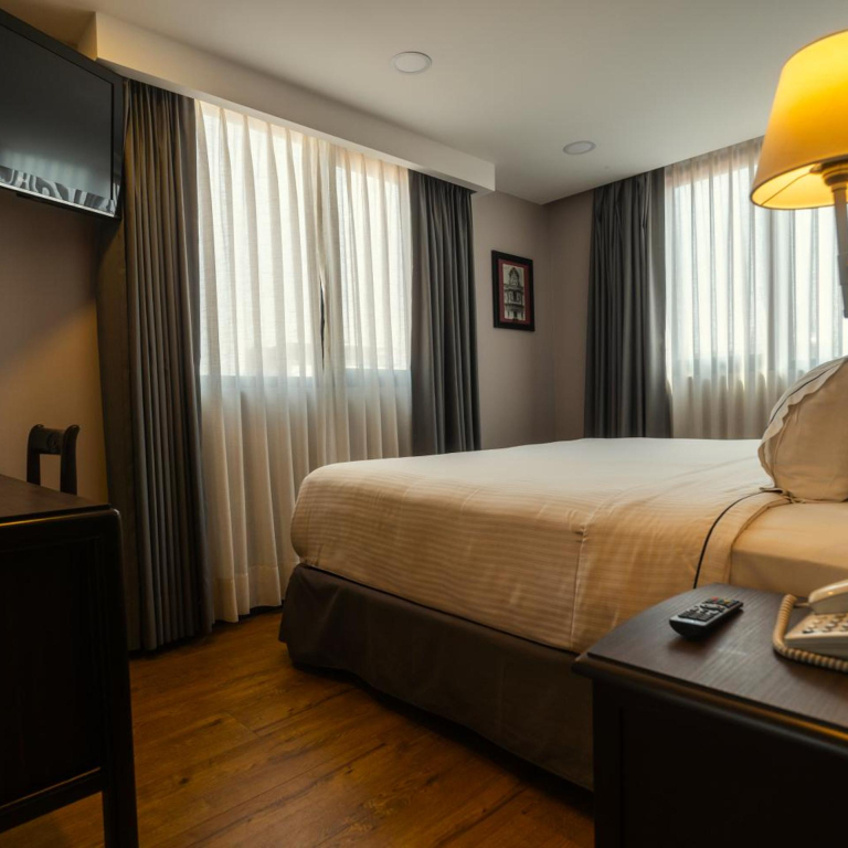 Hotel Canada Central