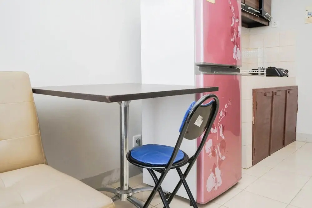 Sleek 2Br at Serpong Greenview Apartment Near BSD