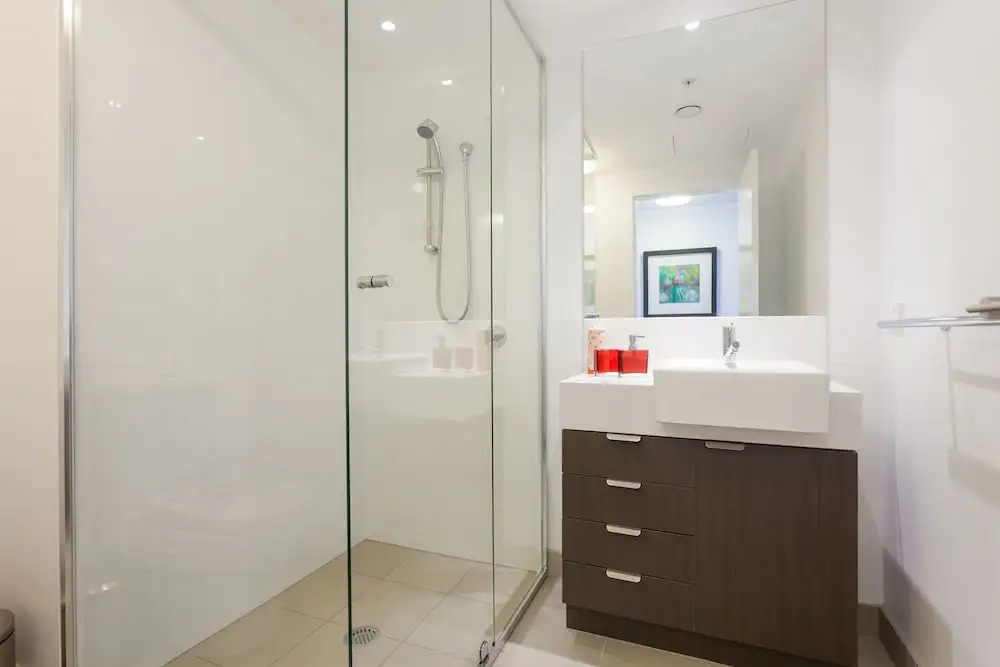 Keeping Cool on Connor - Executive 2BR Fortitude Valley apartment with pool and views