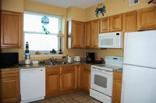 Legacy1-0608 Condo
