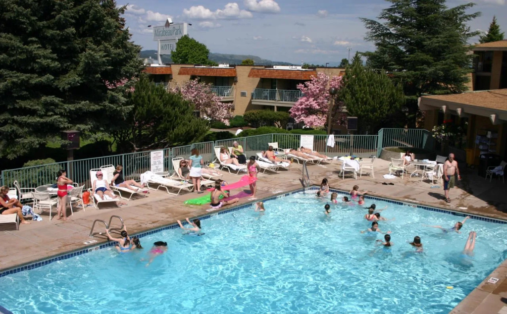 Mirabeau Park Hotel