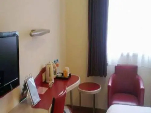 Motel Shanghai Jiuting Street