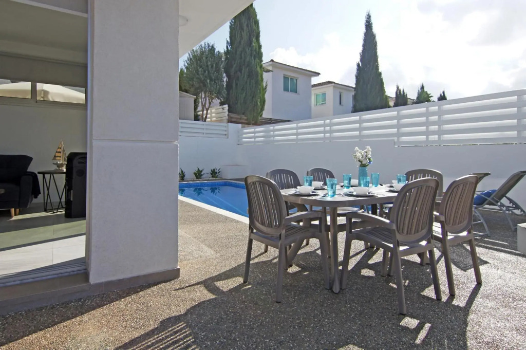 Villa Thea Athena