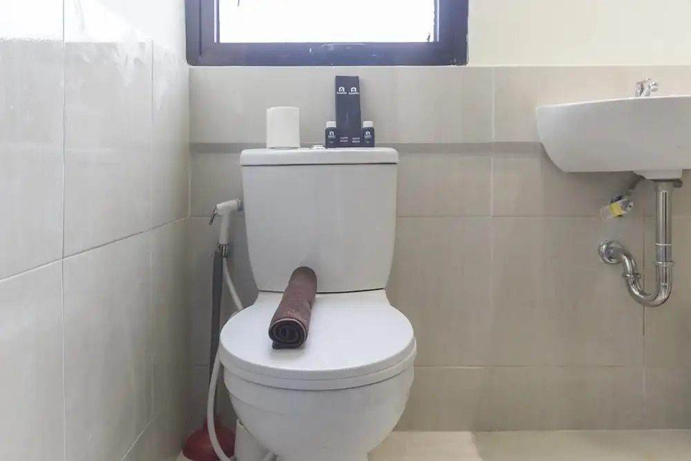 Homey and Cozy Stay 2BR at Meikarta Apartment