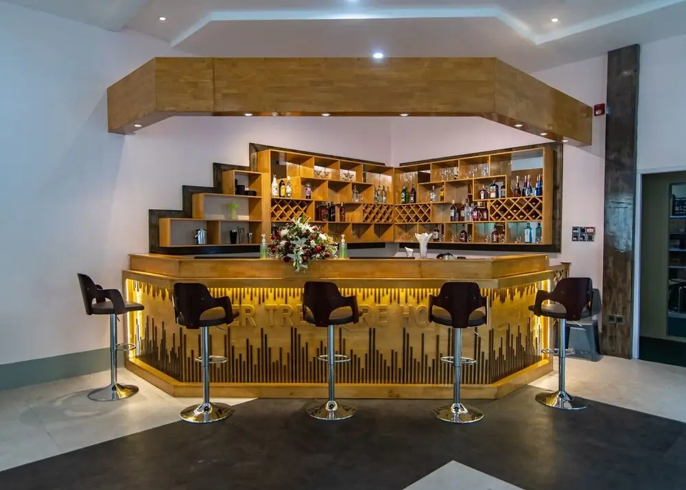 Ever Treasure Hotel