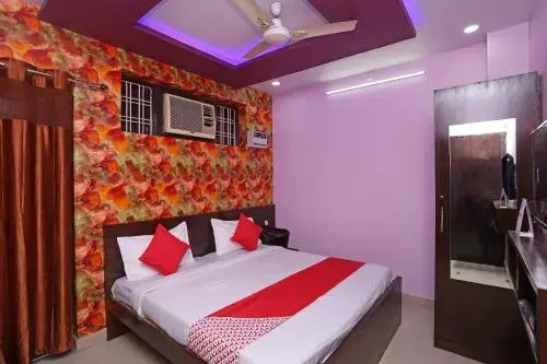 Laxmi Palace By OYO Rooms