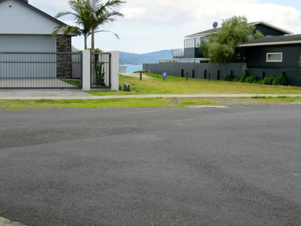 Cooks Beach Gem - Cooks Beach Holiday Unit