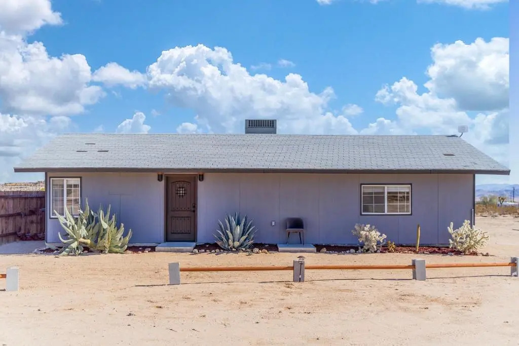 @ Marbella Lane - Joshua Tree Secluded 5 Acres!