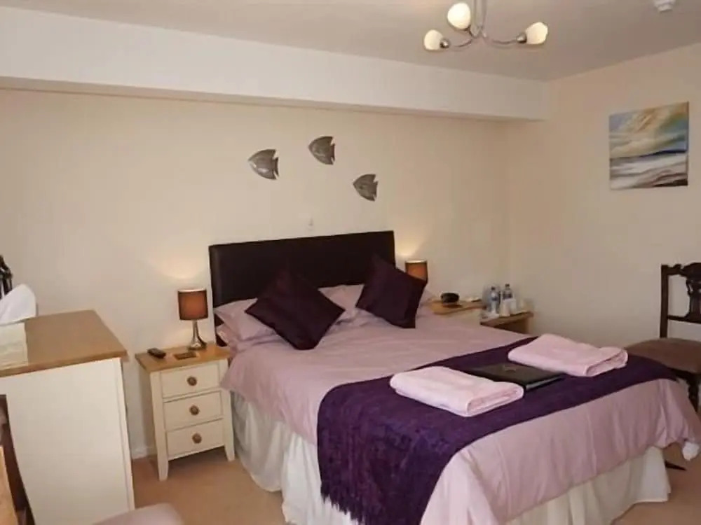 Leworthy Farmhouse Bed and Breakfast