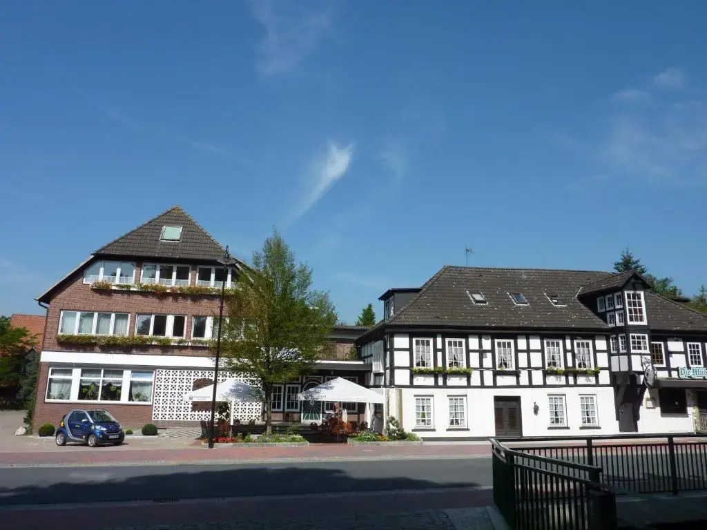 Akzent Hotel Zur Wasserburg - Hotel Garni bed & breakfast