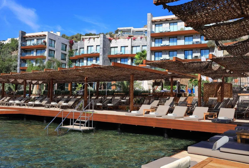 Mare Deluxe Residences & Villas