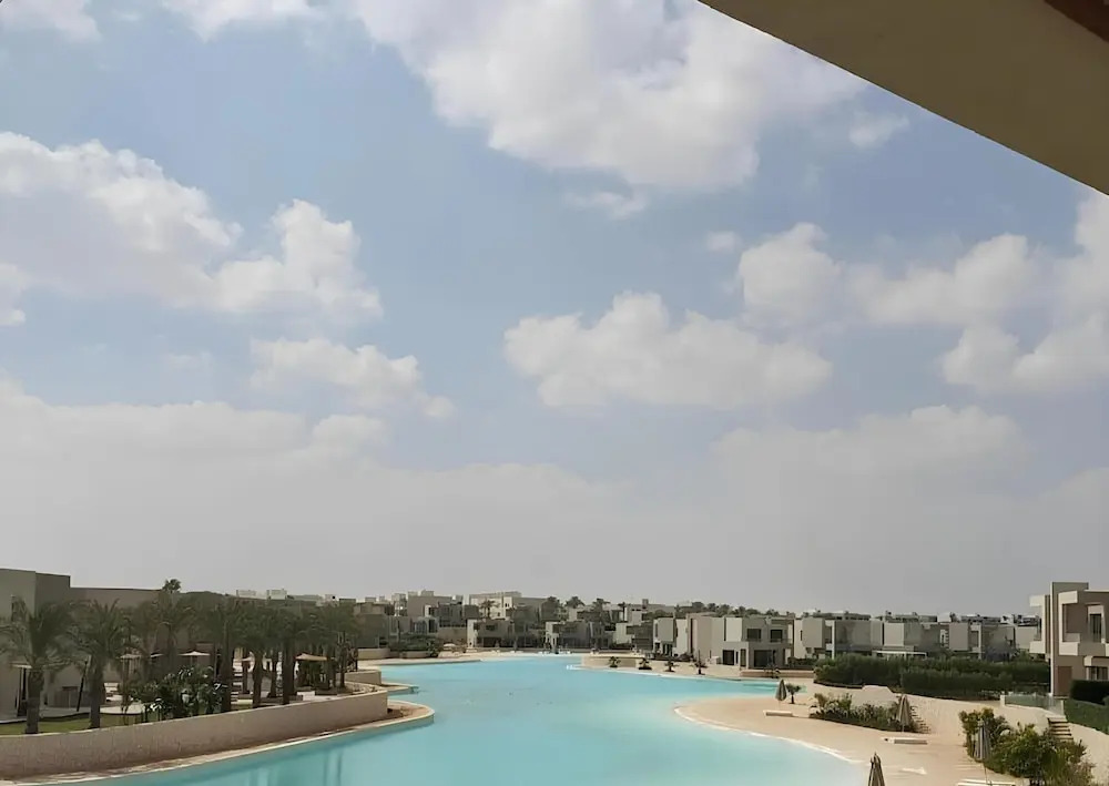 Whispering Waters, Two Bedroom With a Garden, Azha