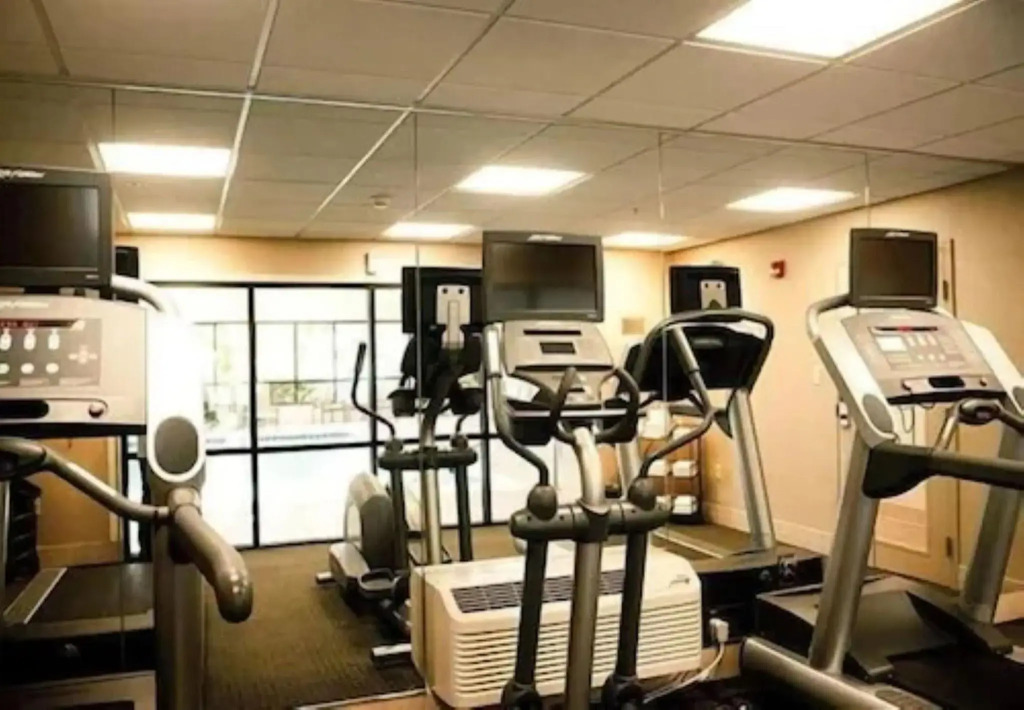Chester Inn & Suites