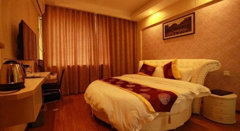 He Xi Business Hotel