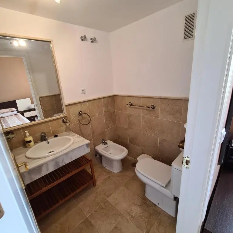 3 bedroom apartment with pool & parking, close to sea and golf