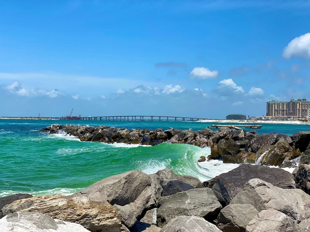 Holiday Surf And Racquet Club 403 1 Bedroom Condo by Redawning