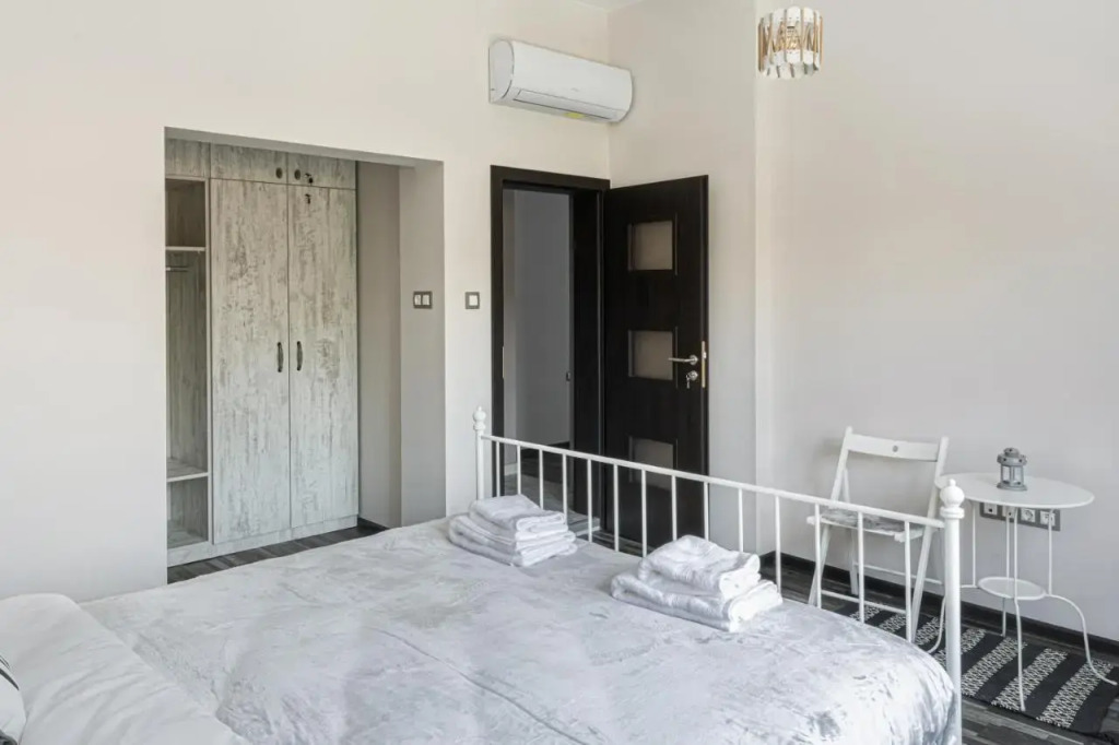 Gladstone suites