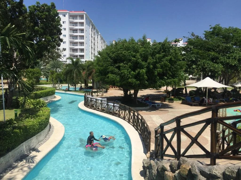 Jpark Island Resort & Waterpark Cebu