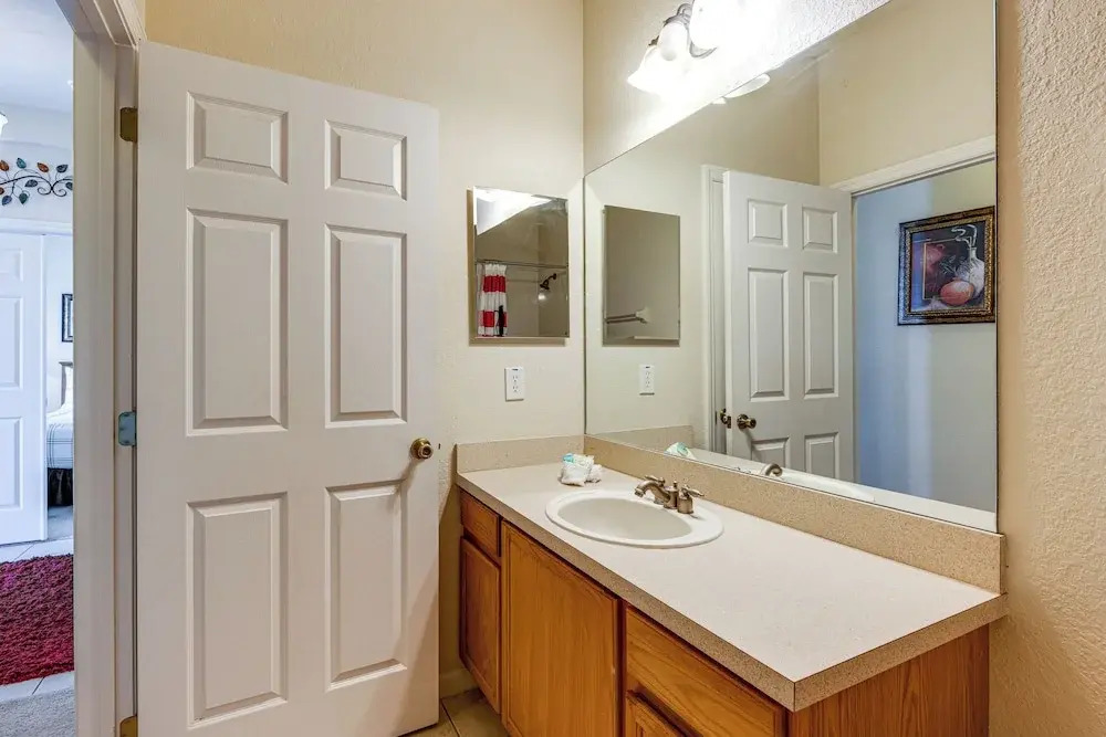 Resort Retreat w/ Outdoor Oasis: 13 Mi to Disney!