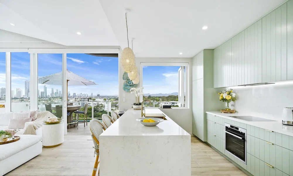 Marquee Penthouse - GCLR