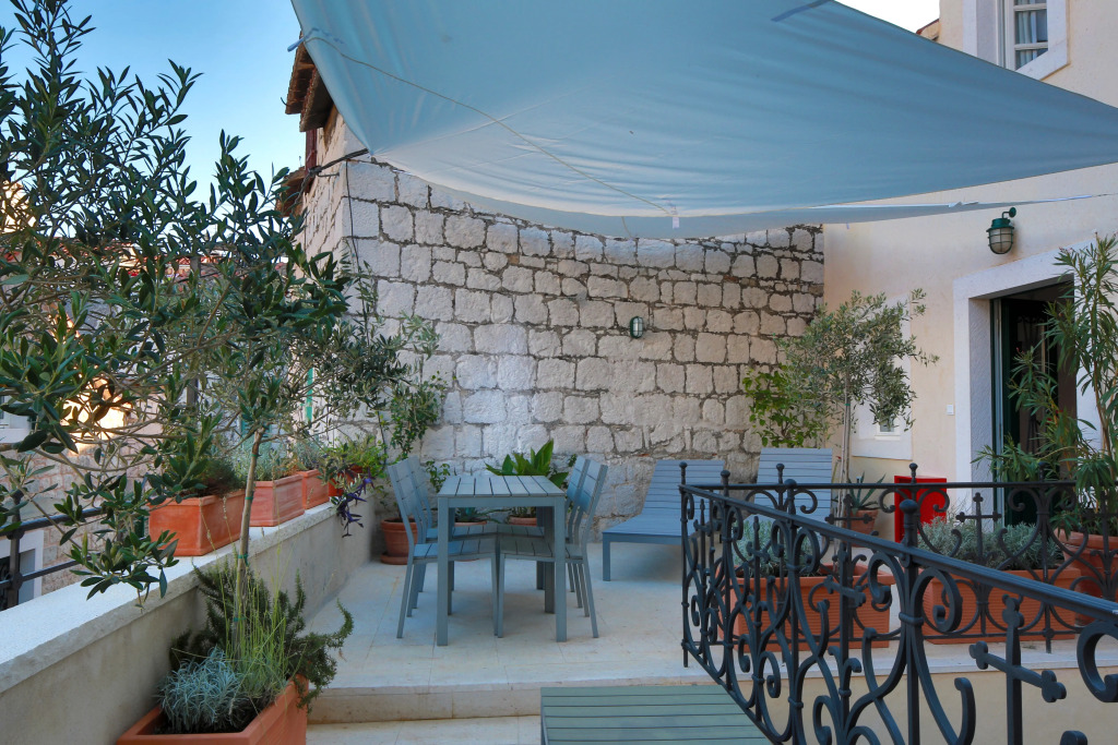 Divota Apartment Hotel