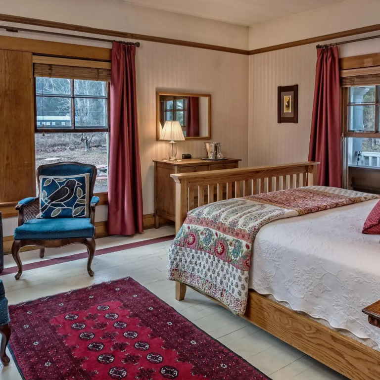 McCloud Hotel