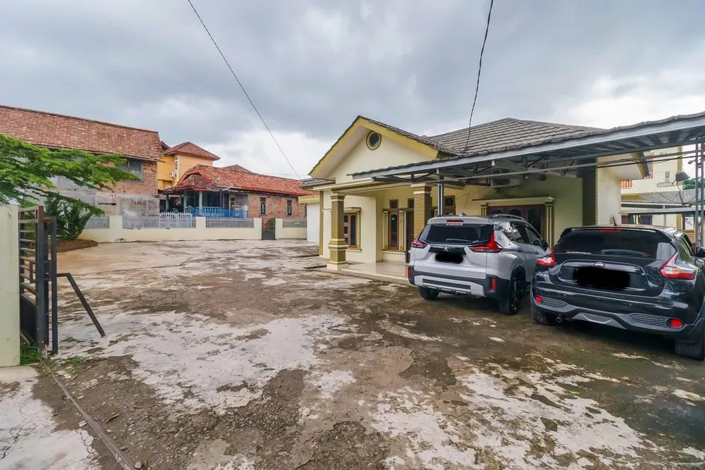 RedDoorz Syariah Near RSUD Dr HM Rabain Muara Enim