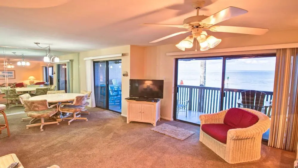 214 - 3 Br Condo