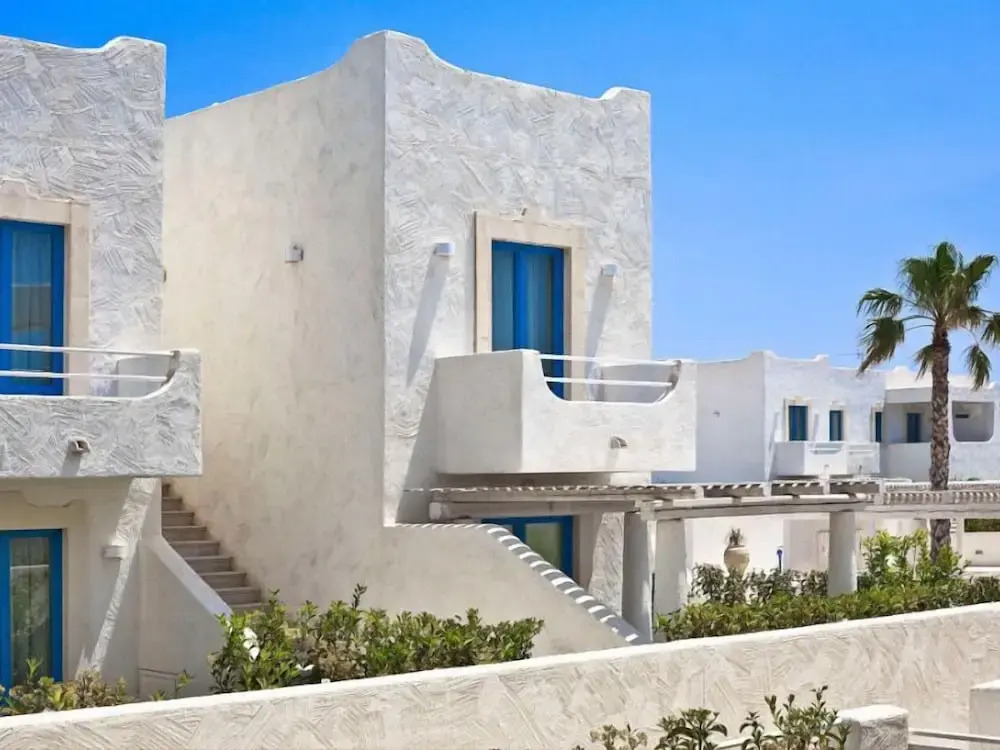 Aura Club Borgo Rio Favara