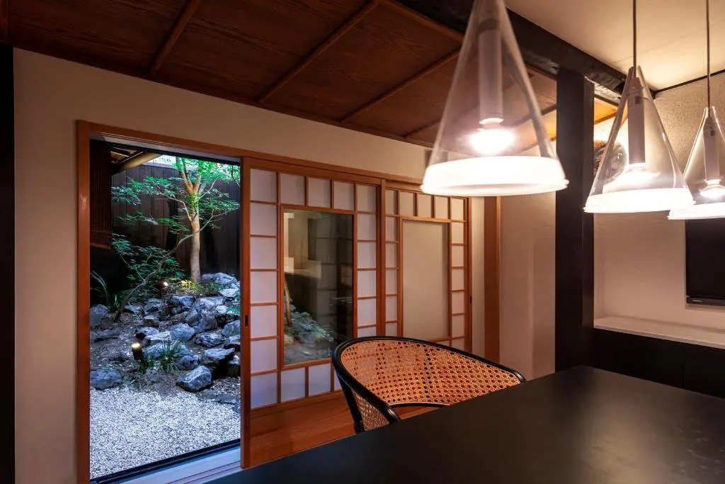Rinn Machiya Kuon