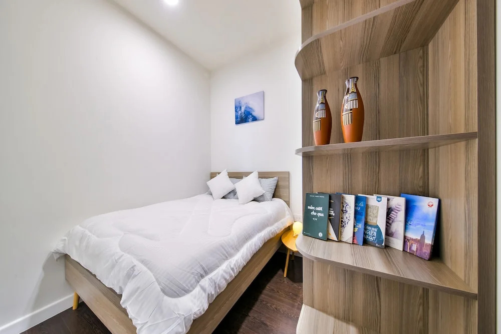 New Tresor River and City View Apartment