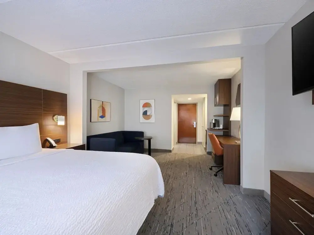 Holiday Inn Express & Suites Augusta West - Ft Gordon Area by IHG