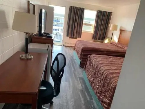 Raven Motor Inn