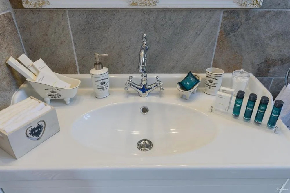 Hydras Pearl - Gold Pearl, Luxury Mansion, No Steps, 120m from the port