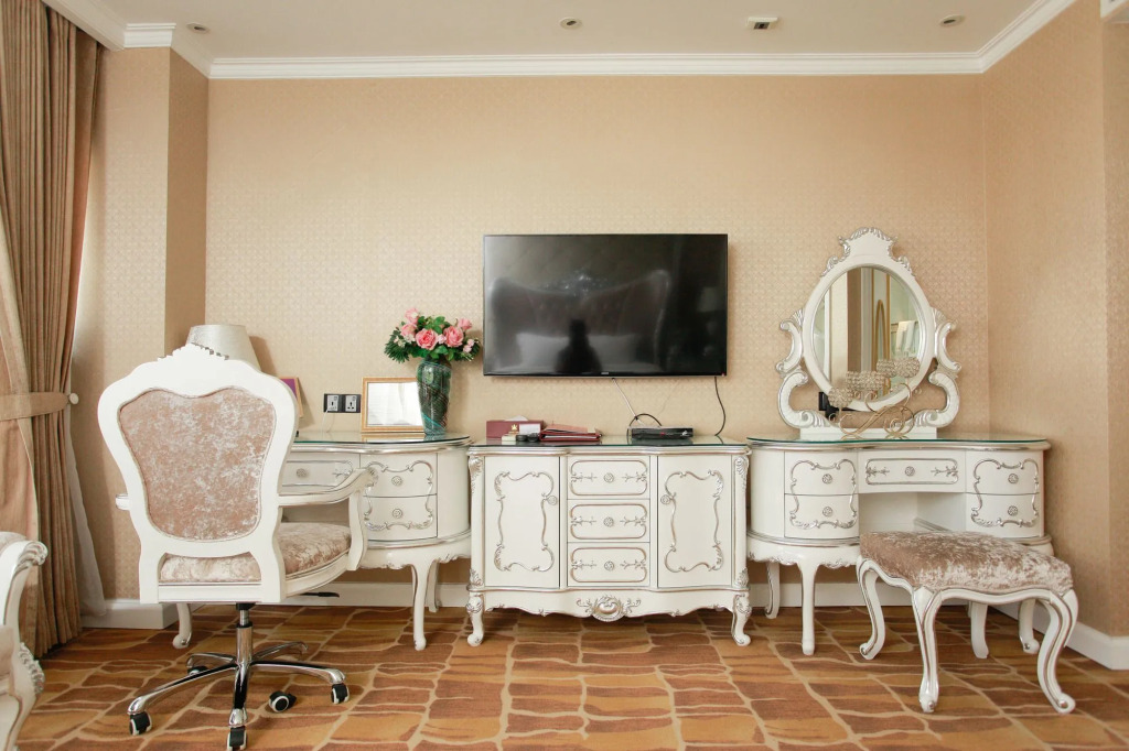 Hoang Trieu Hotel