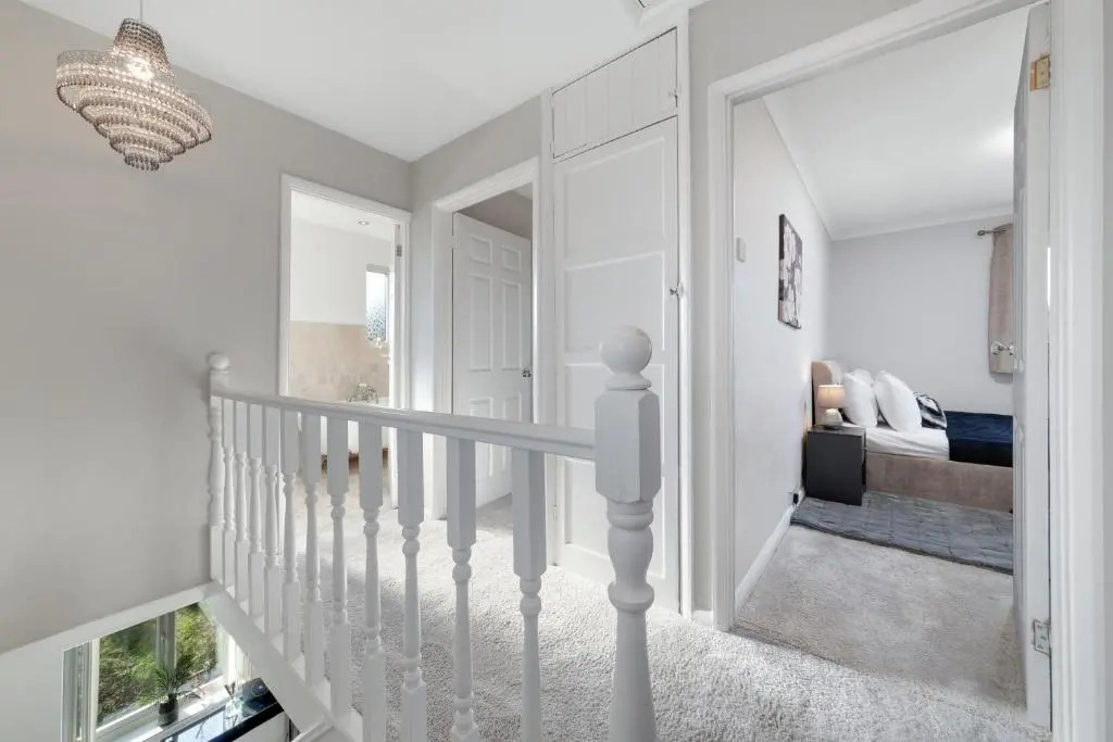 Suites by Rehoboth - Eton House - Orpington